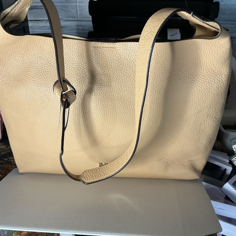 Michael Kors Pebbled Leather Beige Shoulder Tote Bag Large MK Purse